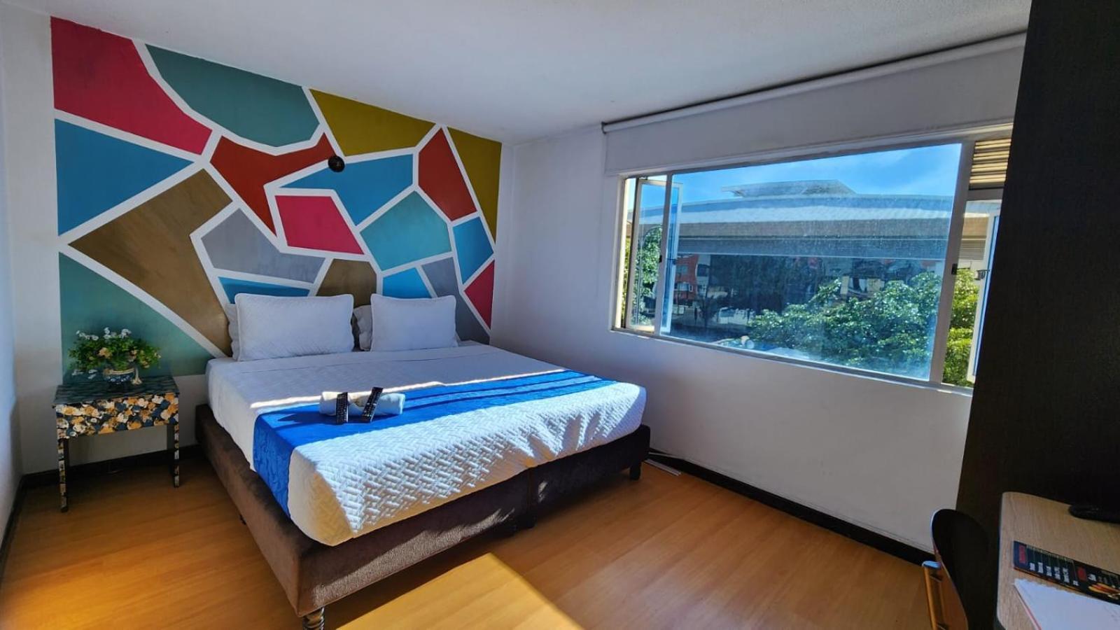 Hotel Blue Zafiro 波哥大 外观 照片